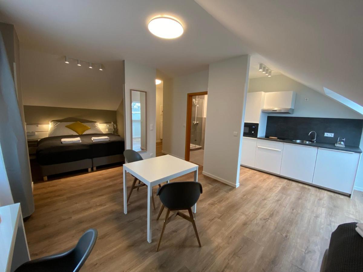Zur Waldlust Hotel Frankfurt am Main ภายนอก รูปภาพ