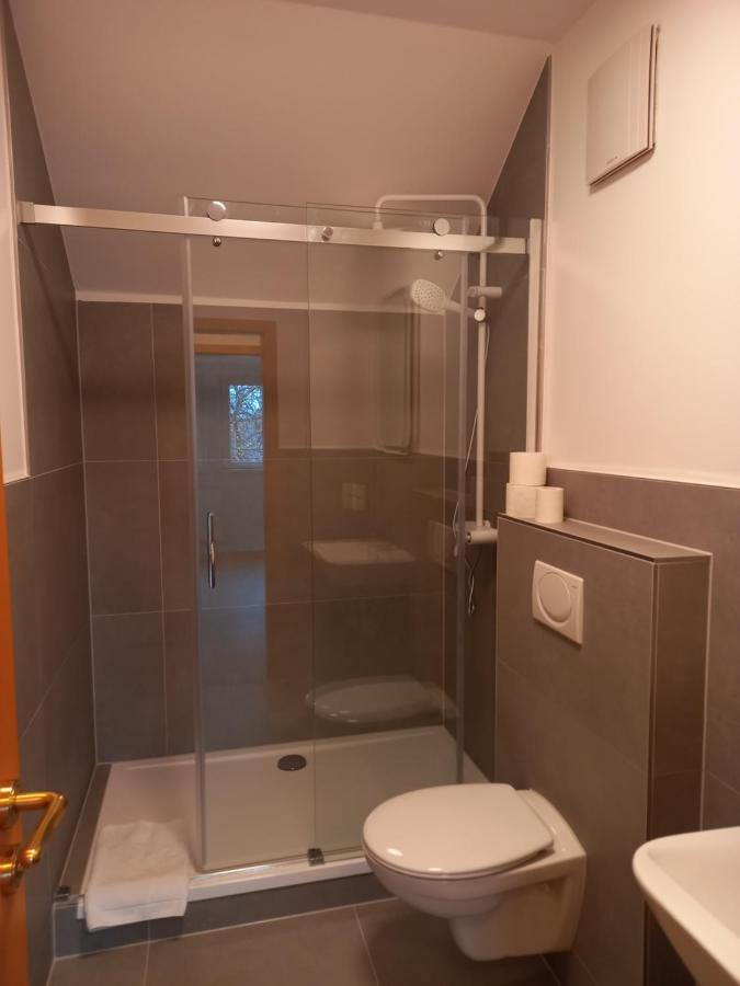 Zur Waldlust Hotel Frankfurt am Main ภายนอก รูปภาพ