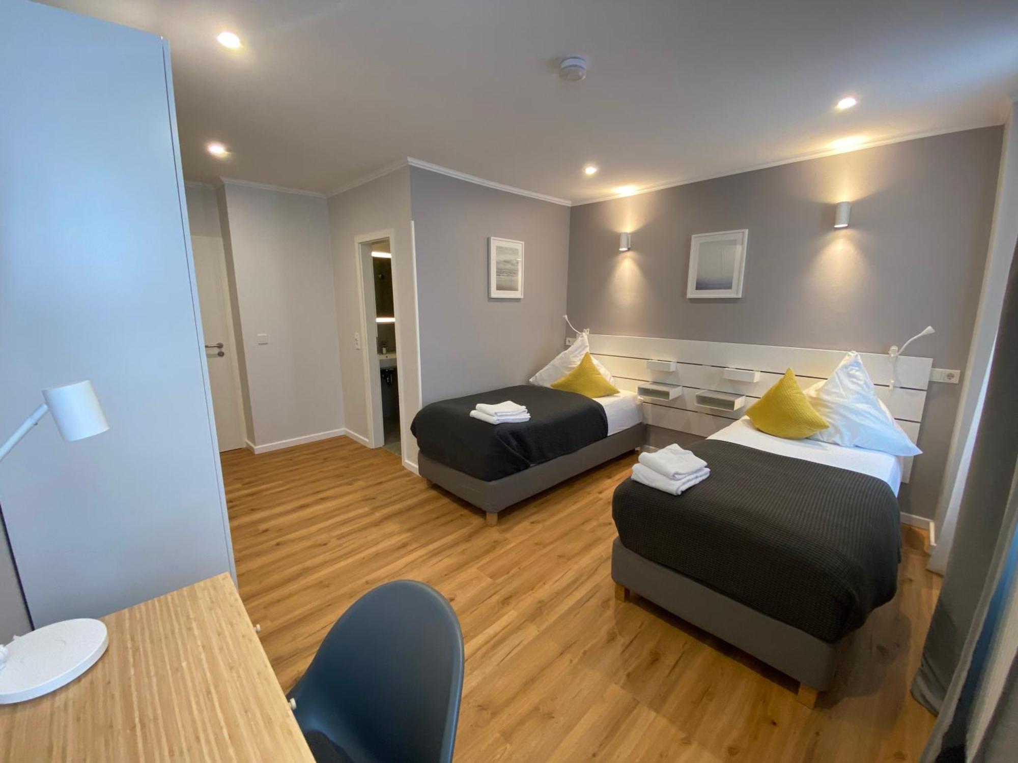 Zur Waldlust Hotel Frankfurt am Main ภายนอก รูปภาพ