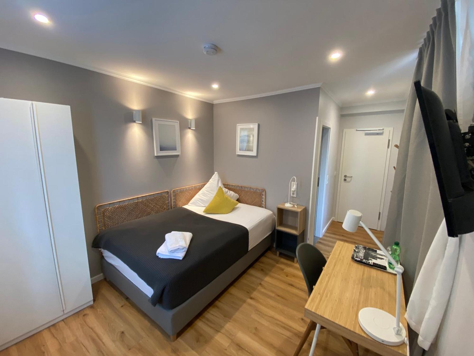 Zur Waldlust Hotel Frankfurt am Main ภายนอก รูปภาพ